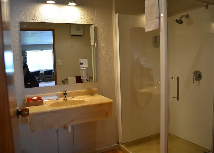 Lakeview 5*